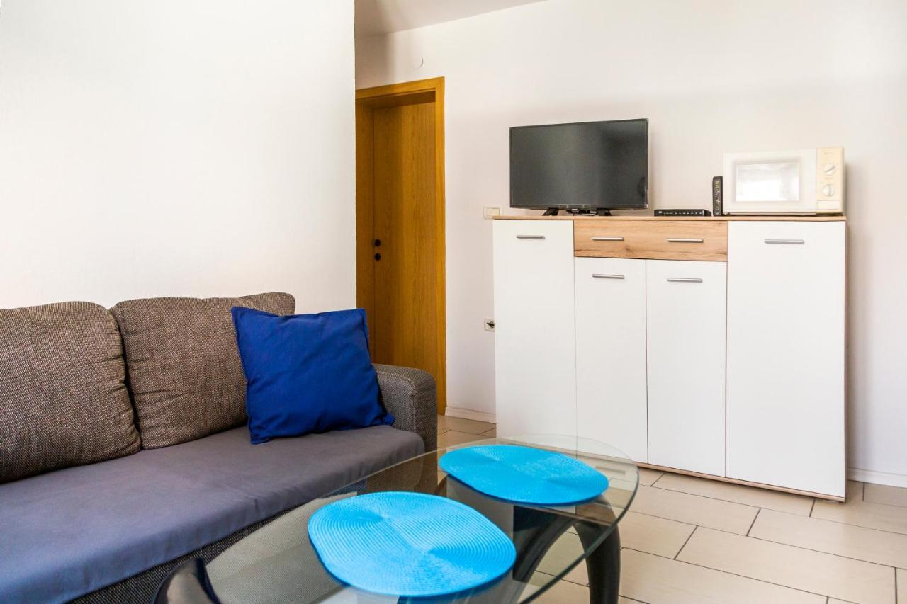 Sunny Old Town Apartment Κόπερ Εξωτερικό φωτογραφία
